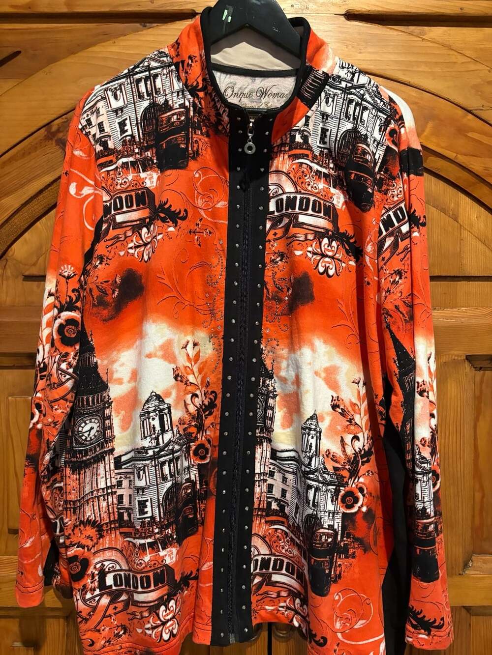 Onque Woman London England Full Zip Retro Jacket Size 3X Red Black Rhinestone